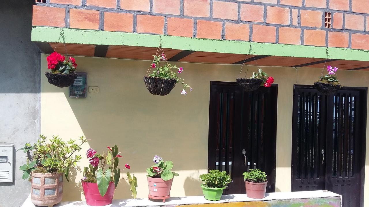 Hotel Vivienda Turistica Yerbabuena Filandia Exterior foto